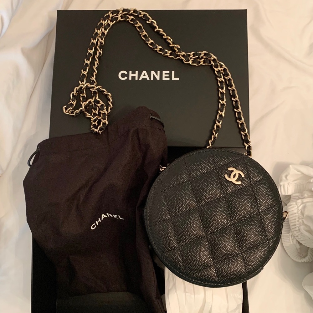 NWT CHANEL Caviar Quilted Round Bag